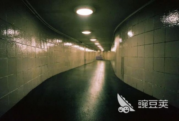 超阈限空间攻略图文 超阈限空间第一关攻略介绍